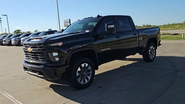 New 2026 Chevrolet Silverado 2500 Custom w/ Custom Convenience Package AWD/4WD image 4