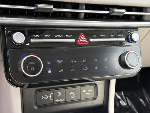 Used 2025 Hyundai Tucson Limited AWD/4WD image 39