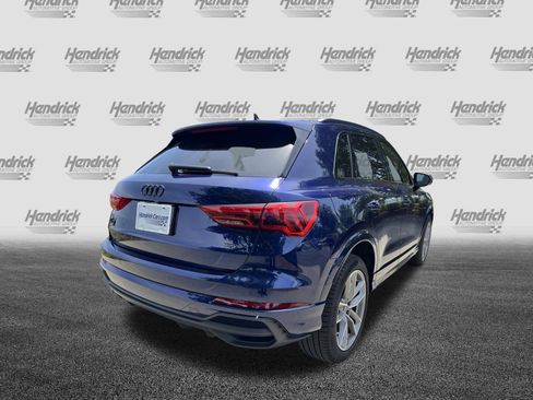 Certified 2025 Audi Q3 2.0T Premium w/ Convenience Package AWD/4WD image 11