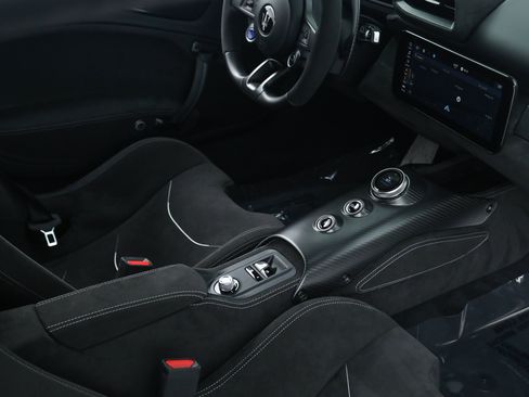 Used 2025 Maserati MC20 Coupe RWD image 31