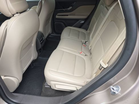 Used 2020 Lincoln Corsair FWD w/ Premium Package image 10