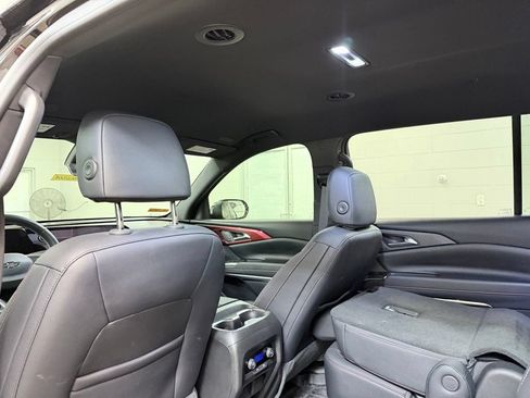 Used 2026 Chevrolet Traverse Z71 w/ Driver Confidence Package AWD/4WD image 23