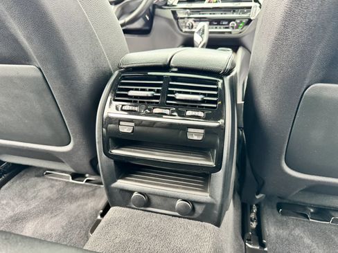 Used 2018 BMW M550i xDrive AWD/4WD image 20