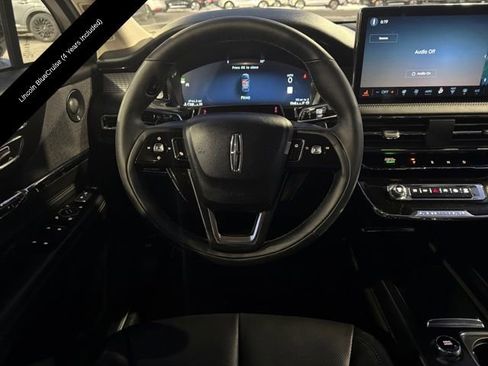 Used 2024 Lincoln Corsair AWD w/ Equipment Group 102A image 19