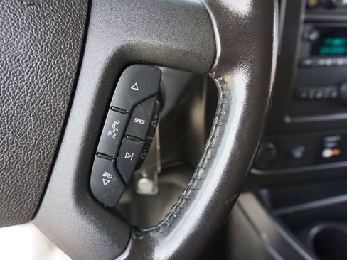 Used 2022 Chevrolet Express 2500 w/ Driver Convenience Package RWD image 7