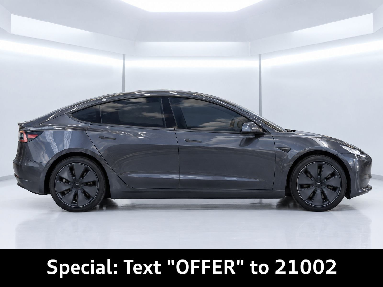 Used 2025 Tesla Model 3 Long Range RWD image 3