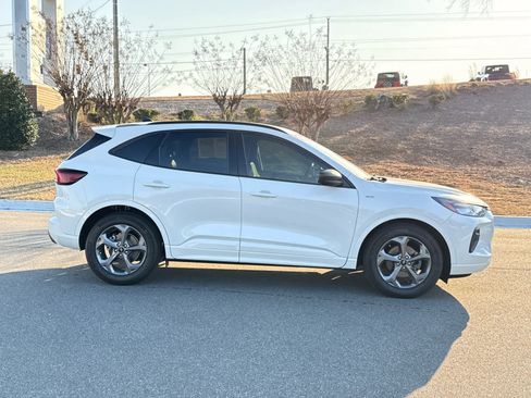 Used 2023 Ford Escape ST-Line w/ Tech Pack #1 image 6