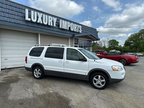 Used 2006 Pontiac Montana SV6 w/ Convenience Package FWD image 3