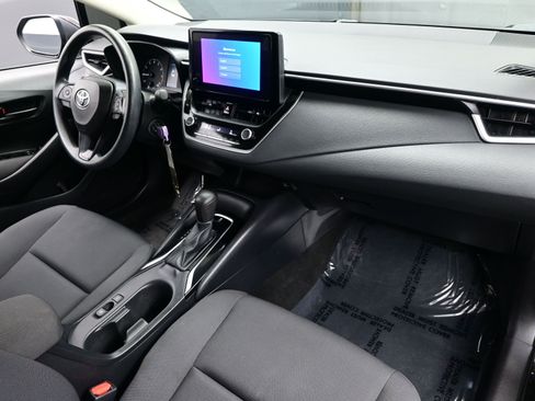 Used 2023 Toyota Corolla LE image 14