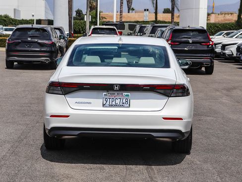 Used 2025 Honda Accord LX image 12