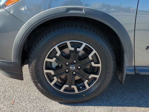 Used 2020 Nissan Pathfinder SV w/ Rock Creek Edition image 11