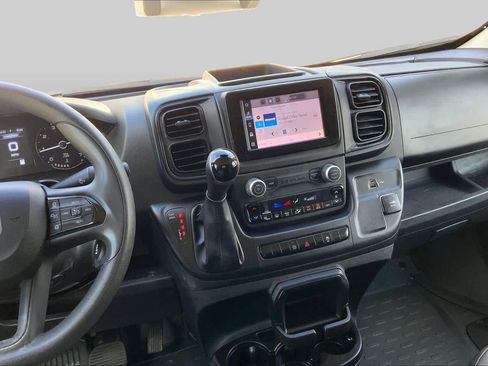 Used 2025 RAM ProMaster 2500 w/ Convenience Group FWD image 7