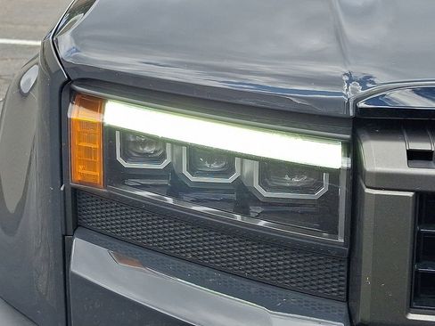 Used 2025 Toyota Land Cruiser w/ Premium Package AWD/4WD image 16