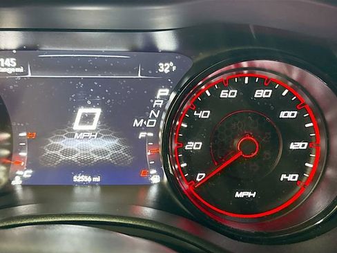 Used 2023 Dodge Charger SXT w/ Blacktop Package image 13