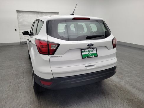 Used 2019 Ford Escape S image 6