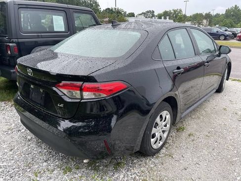 Used 2024 Toyota Corolla LE FWD image 4