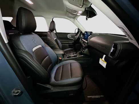 New 2025 Ford Bronco Sport Outer Banks w/ Outer Banks Tech Package+ AWD/4WD image 34