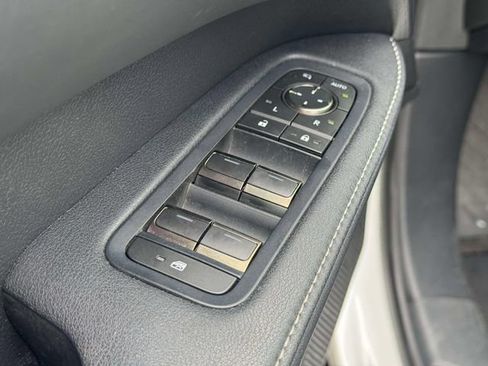 Used 2025 Lexus RX 350 w/ Convenience Package AWD/4WD image 22