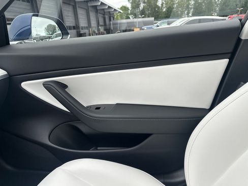 Used 2019 Tesla Model 3 AWD/4WD image 21