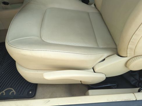 Used 2008 Volkswagen Beetle SE FWD image 21