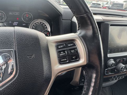 Used 2016 RAM 1500 Laramie w/ Convenience Group AWD/4WD image 19