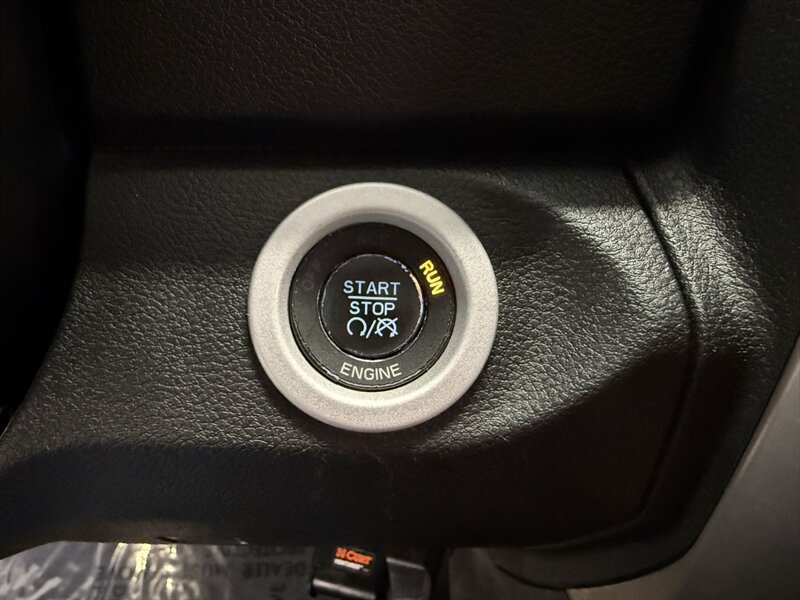 Used 2013 RAM 1500 Laramie w/ Convenience Group AWD/4WD image 35