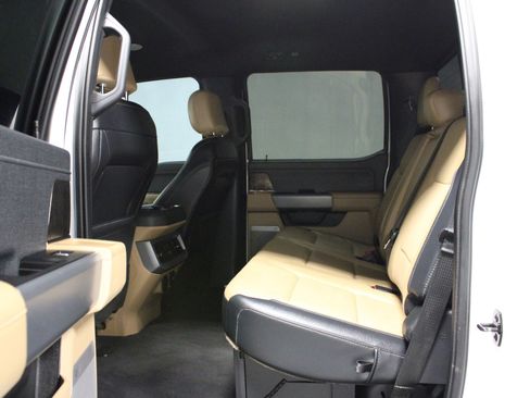 Used 2024 Ford F350 Lariat w/ Lariat Ultimate Package image 13