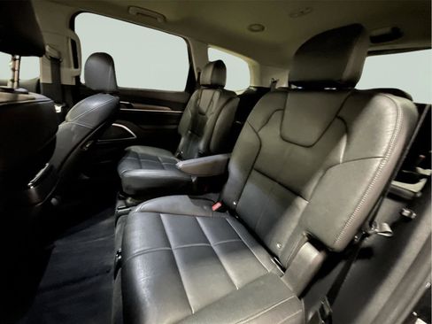 Used 2021 Kia Telluride EX w/ EX Premium Package image 16