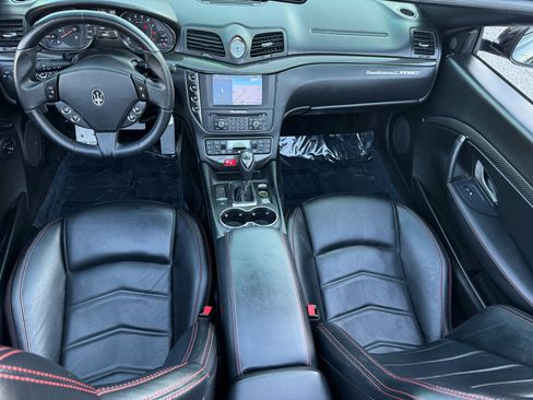Used 2017 Maserati GranTurismo MC image 25