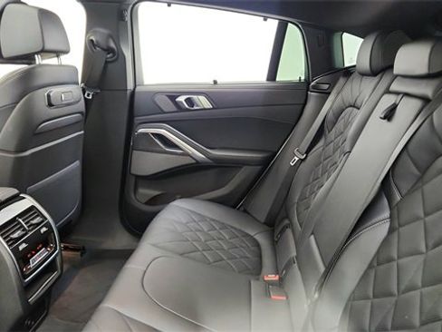 Used 2025 BMW X6 M60i image 29