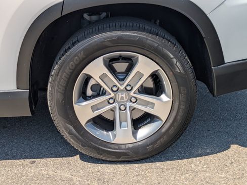 Used 2024 Honda Pilot EX-L image 9