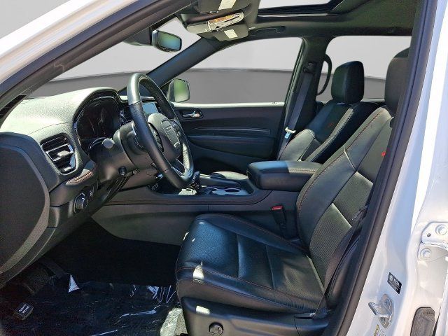 Used 2025 Dodge Durango GT AWD/4WD image 16