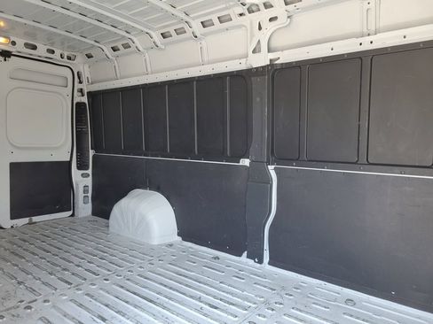Used 2023 RAM ProMaster 3500 FWD image 14