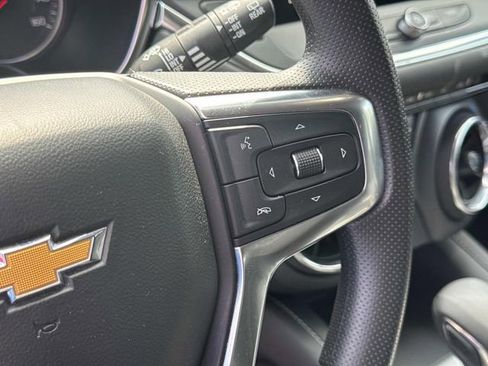 Used 2025 Chevrolet Blazer LT image 30