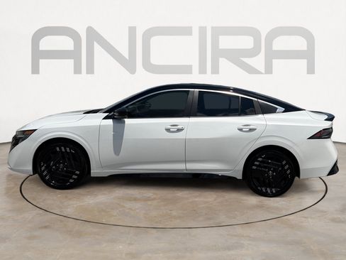 Used 2026 Nissan Sentra SR w/ Floor Mat Package FWD image 7