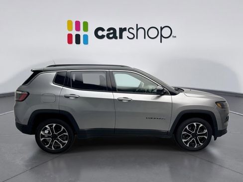 Used 2023 Jeep Compass Limited image 6