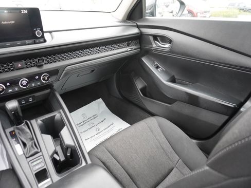 Used 2023 Honda Accord LX image 14