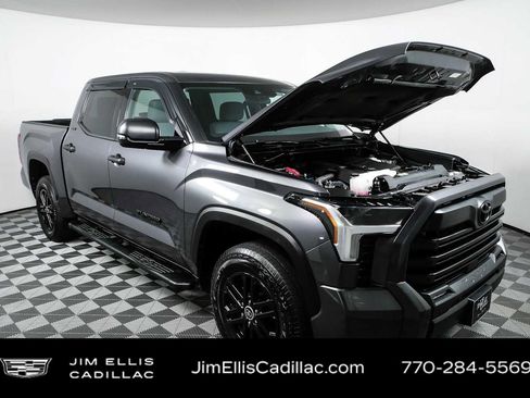 Used 2023 Toyota Tundra SR5 w/ SR5 Convenience Package AWD/4WD image 31