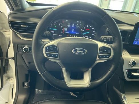 Certified 2023 Ford Explorer XLT w/ Equipment Group 202A AWD/4WD image 19