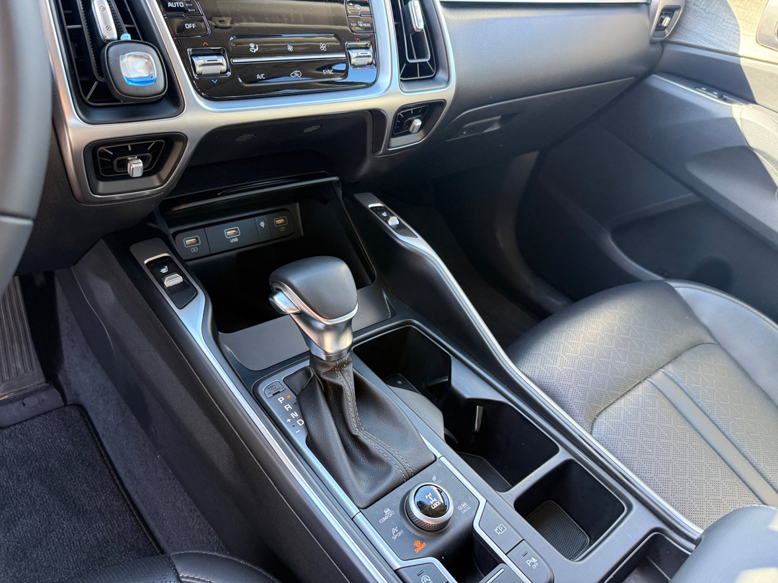 Used 2023 Kia Sorento X-Line EX AWD/4WD image 13