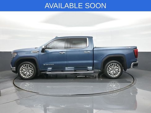 Used 2024 GMC Sierra 1500 SLT w/ SLT Premium Plus Package AWD/4WD image 4