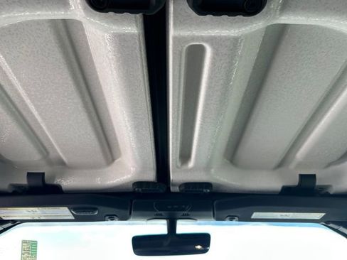 Used 2023 Jeep Gladiator Mojave w/ Cold Weather Group image 22