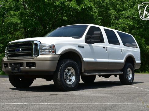 Used 2005 Ford Excursion Eddie Bauer image 10