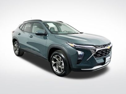 Used 2025 Chevrolet Trax LT w/ LT Convenience Package