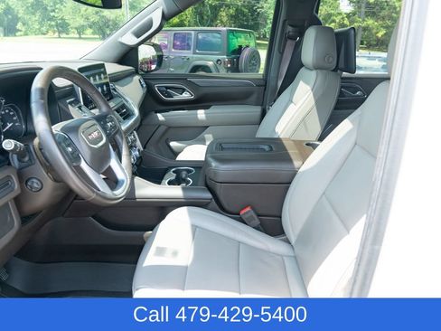 Used 2021 GMC Yukon SLT w/ SLT Premium Package AWD/4WD image 18