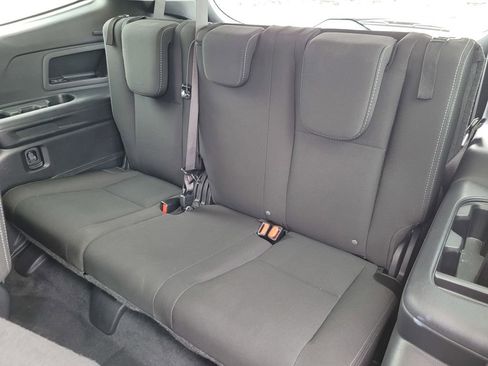 Used 2025 Subaru Ascent Premium AWD/4WD image 12