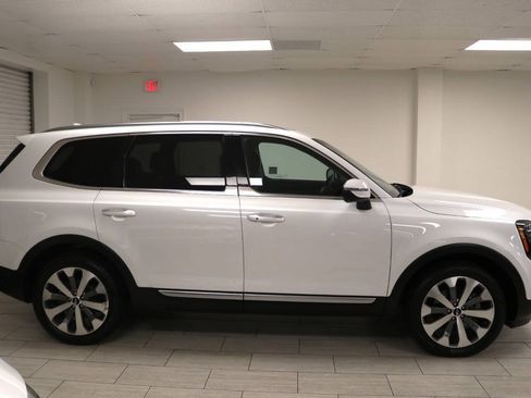 Used 2020 Kia Telluride S FWD image 9