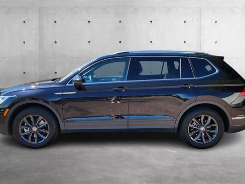 Used 2024 Volkswagen Tiguan SE image 27