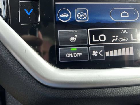 Used 2024 Subaru Ascent Limited AWD/4WD image 18