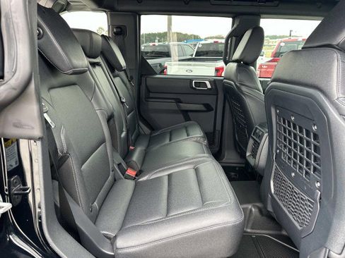 New 2025 Ford Bronco Big Bend w/ Black Diamond Package AWD/4WD image 15